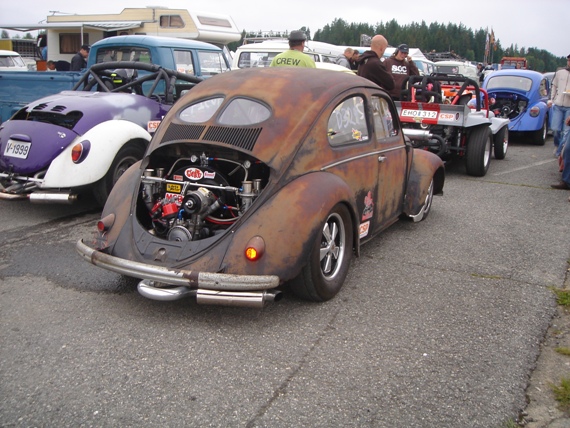 Crazy patina drag splits and ovals so typical for the Scandinavian VW scene