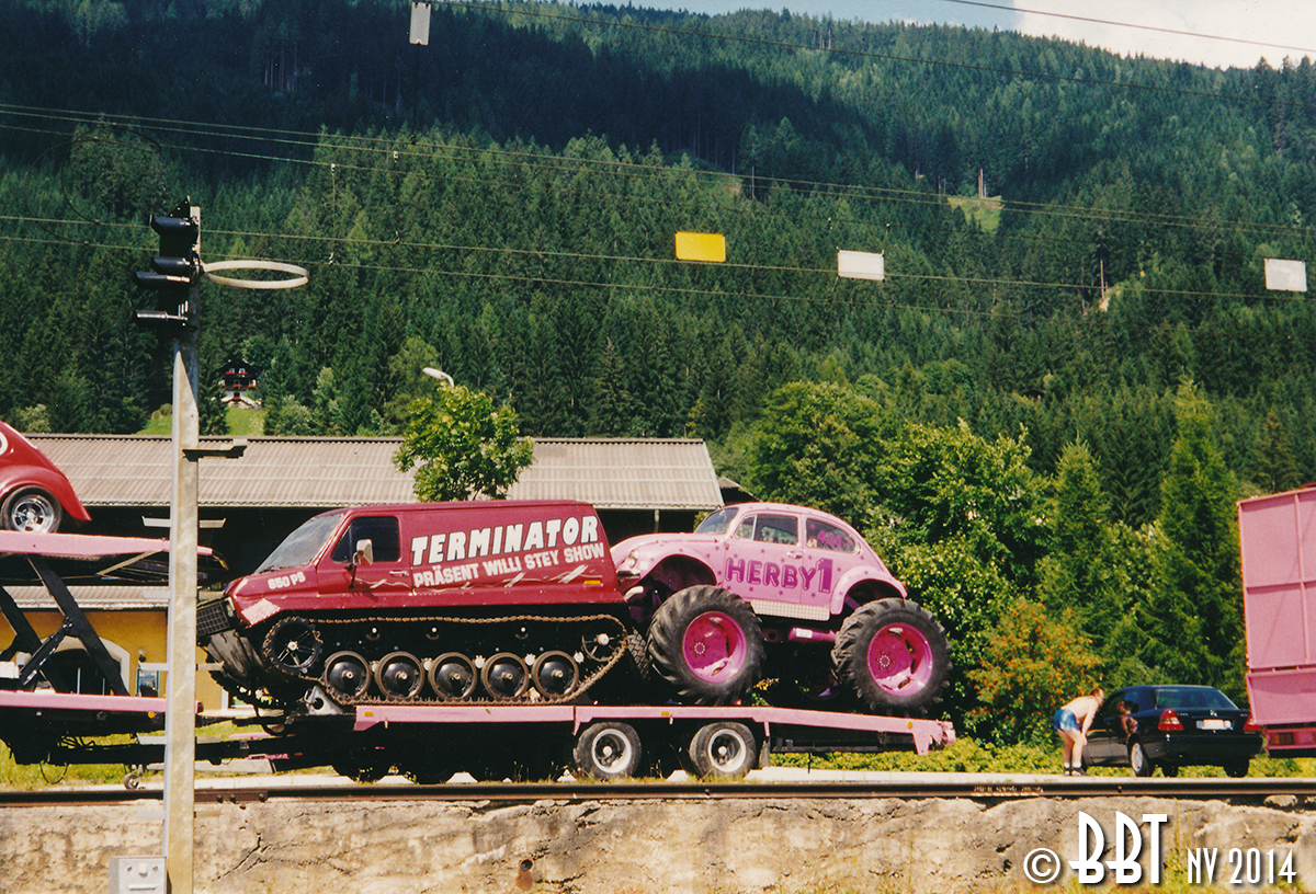 pink-bug-trailer